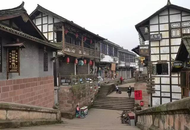 钢圈过线